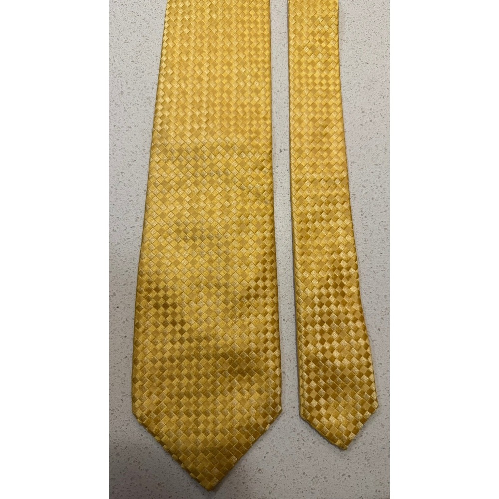 Brioni Mens Silk Tie Golden Yellow Basketweave Pattern Made in Italy Luxury